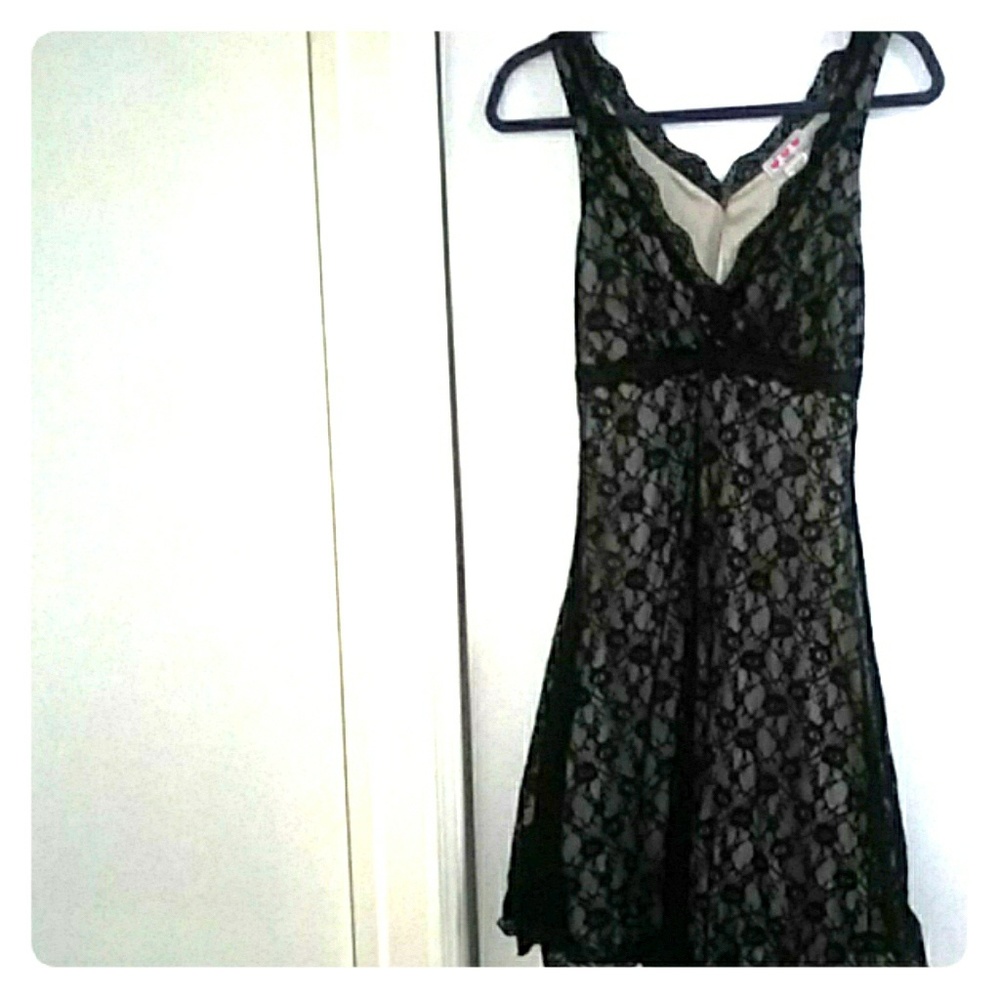 Lace dress